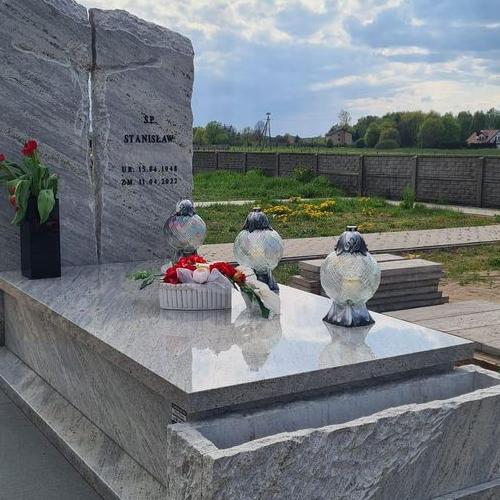 pomniki-pojedyncze-027